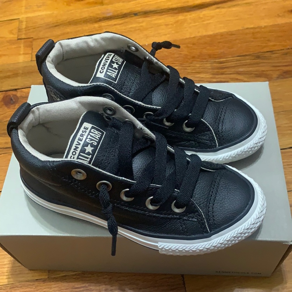 black converse